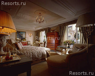 Hotel Four Seasons George V 34